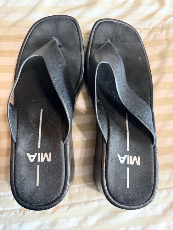 MIA Shoes - MIA Black Textured Flip Flops with Logo Insole